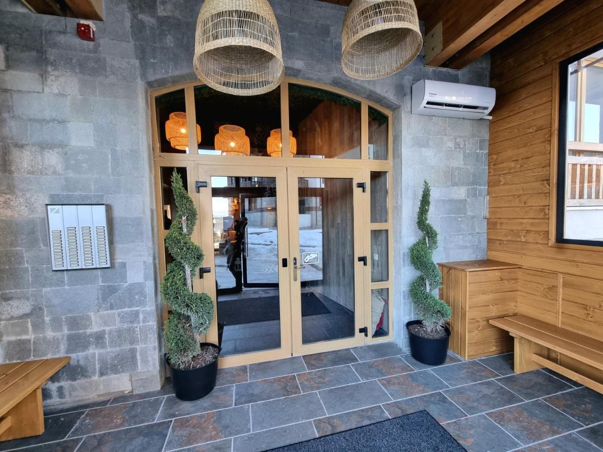 Boutique Entry E * Бансько