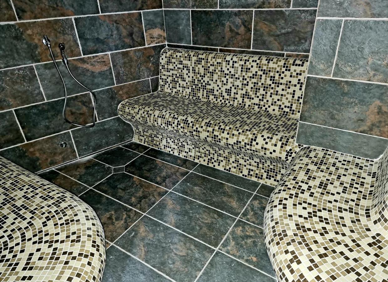 Boutique Entry E Апарт-готель *