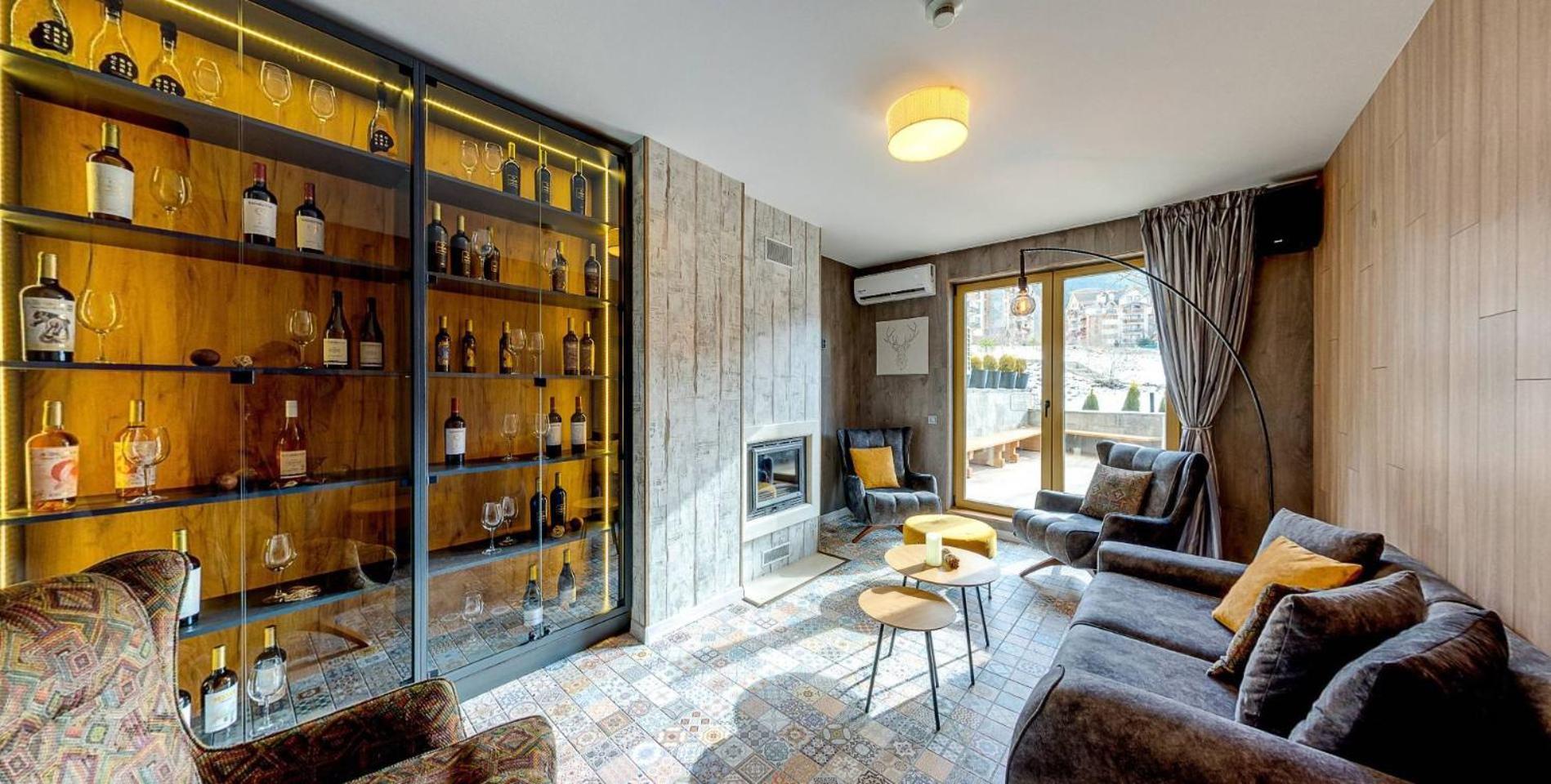Boutique Entry E Апарт-готель *