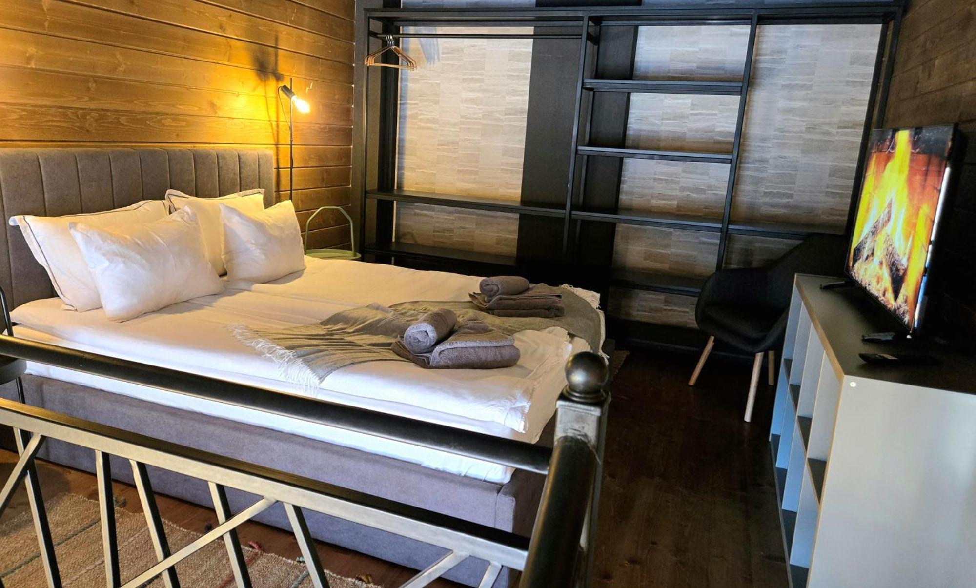 Boutique Entry E Апарт-готель *